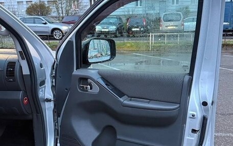 Nissan Pathfinder, 2011 год, 1 030 000 рублей, 10 фотография