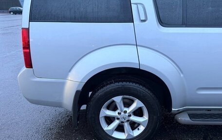 Nissan Pathfinder, 2011 год, 1 030 000 рублей, 18 фотография