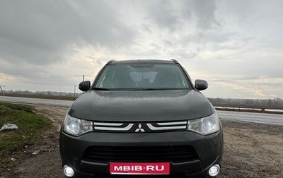 Mitsubishi Outlander III рестайлинг 3, 2013 год, 1 700 000 рублей, 1 фотография