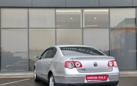 Volkswagen Passat B6, 2005 год, 499 000 рублей, 5 фотография