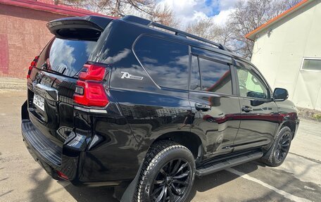 Toyota Land Cruiser Prado 150 рестайлинг 2, 2022 год, 6 650 000 рублей, 11 фотография