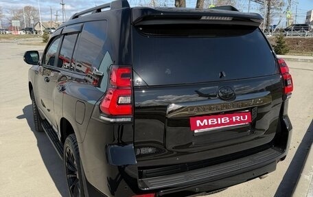 Toyota Land Cruiser Prado 150 рестайлинг 2, 2022 год, 6 650 000 рублей, 6 фотография