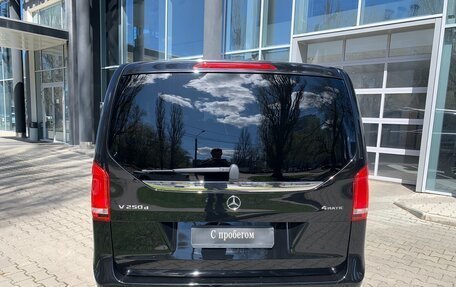 Mercedes-Benz V-Класс, 2020 год, 5 190 000 рублей, 4 фотография