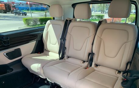 Mercedes-Benz V-Класс, 2020 год, 5 190 000 рублей, 17 фотография