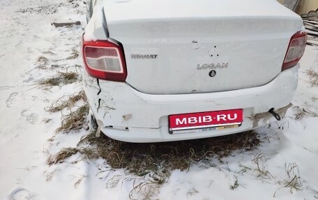 Renault Logan II, 2016 год, 400 000 рублей, 1 фотография