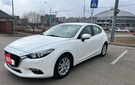 Mazda 3, 2018 год, 1 900 000 рублей, 9 фотография