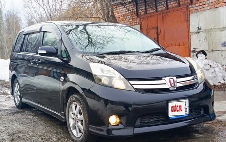 Toyota ISis I, 2011 год, 1 300 000 рублей, 18 фотография