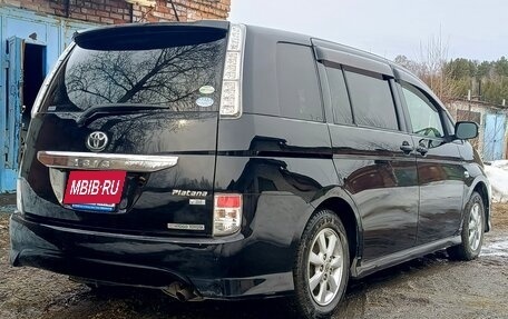 Toyota ISis I, 2011 год, 1 300 000 рублей, 10 фотография