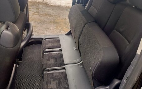 Toyota ISis I, 2011 год, 1 300 000 рублей, 23 фотография