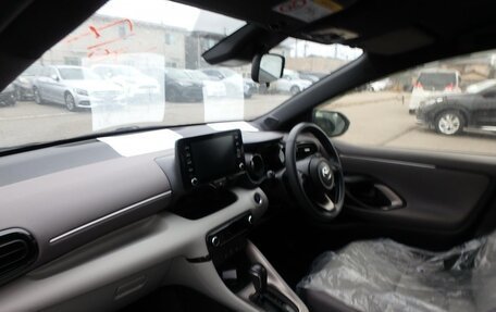 Toyota Yaris, 2020 год, 1 449 000 рублей, 8 фотография