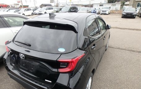 Toyota Yaris, 2020 год, 1 449 000 рублей, 20 фотография