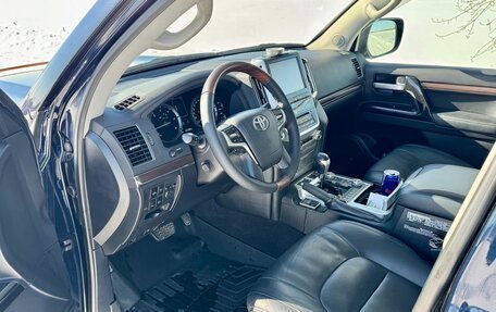 Toyota Land Cruiser 200, 2016 год, 6 500 000 рублей, 7 фотография