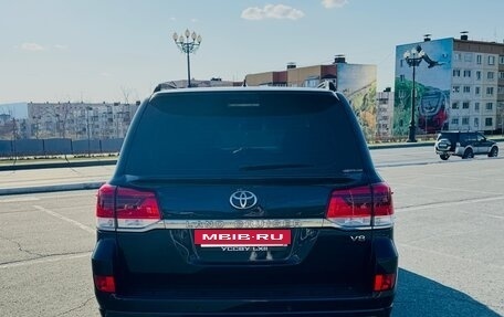 Toyota Land Cruiser 200, 2016 год, 6 500 000 рублей, 4 фотография