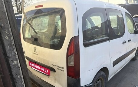 Peugeot Partner II рестайлинг 2, 2013 год, 400 000 рублей, 2 фотография