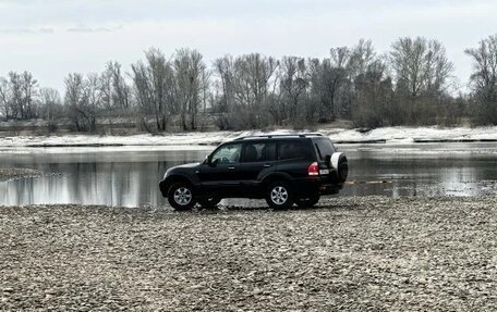 Mitsubishi Pajero III рестайлинг, 2003 год, 1 200 000 рублей, 17 фотография