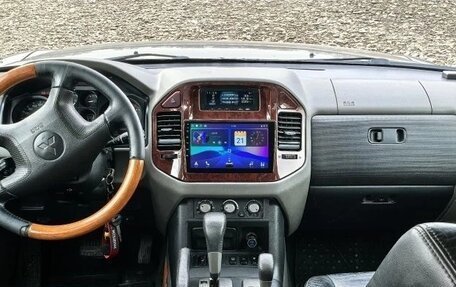 Mitsubishi Pajero III рестайлинг, 2003 год, 1 200 000 рублей, 16 фотография