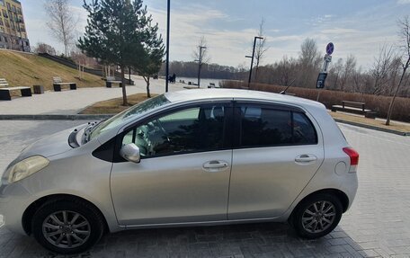 Toyota Vitz, 2010 год, 590 000 рублей, 3 фотография