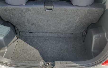 Toyota Vitz, 2010 год, 590 000 рублей, 11 фотография