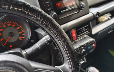 Suzuki Jimny, 2020 год, 2 700 000 рублей, 3 фотография