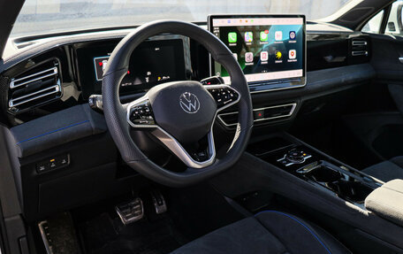 Volkswagen Tiguan, 2024 год, 4 730 000 рублей, 16 фотография