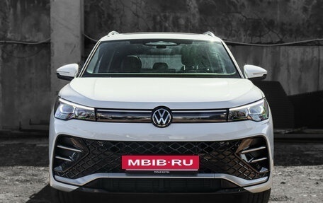 Volkswagen Tiguan, 2024 год, 4 730 000 рублей, 2 фотография