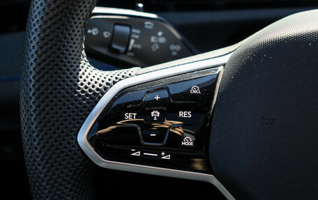 Volkswagen Tiguan, 2024 год, 4 730 000 рублей, 27 фотография