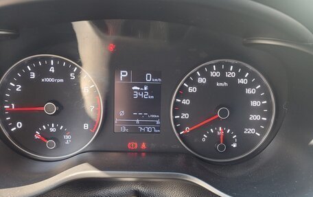 KIA Rio IV, 2017 год, 1 350 000 рублей, 10 фотография