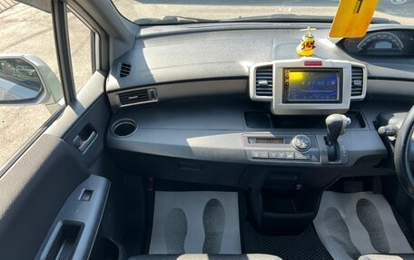 Honda Freed I, 2010 год, 919 000 рублей, 18 фотография