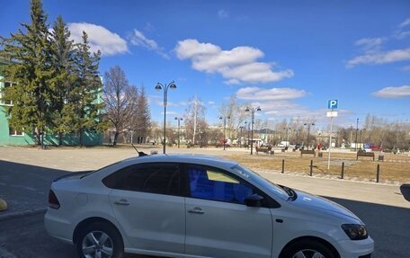 Volkswagen Polo VI (EU Market), 2018 год, 820 000 рублей, 4 фотография