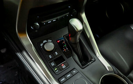 Lexus NX I, 2016 год, 2 700 000 рублей, 14 фотография