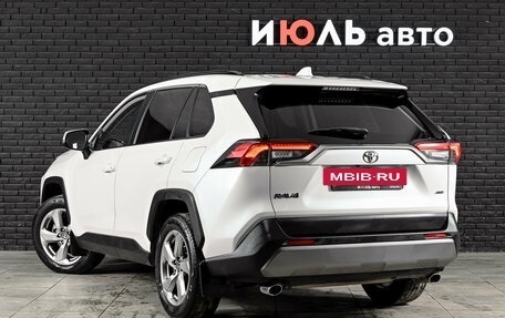 Toyota RAV4, 2019 год, 3 400 000 рублей, 7 фотография