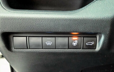 Toyota RAV4, 2019 год, 3 400 000 рублей, 14 фотография