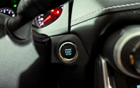 Toyota RAV4, 2019 год, 3 400 000 рублей, 18 фотография