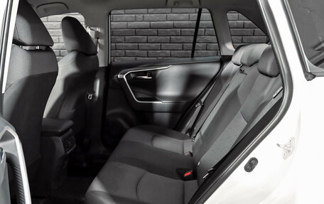 Toyota RAV4, 2019 год, 3 400 000 рублей, 23 фотография