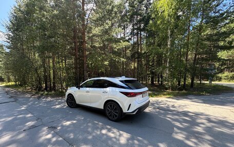 Lexus RX IV рестайлинг, 2023 год, 9 800 000 рублей, 16 фотография