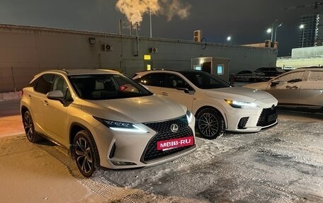 Lexus RX IV рестайлинг, 2023 год, 9 800 000 рублей, 8 фотография