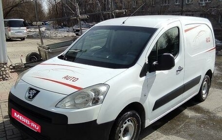 Peugeot Partner II рестайлинг 2, 2011 год, 500 000 рублей, 2 фотография