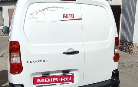 Peugeot Partner II рестайлинг 2, 2011 год, 500 000 рублей, 4 фотография