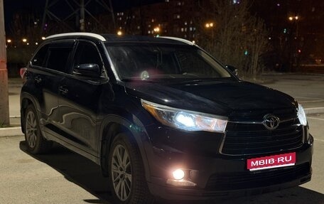 Toyota Highlander III, 2015 год, 2 690 000 рублей, 1 фотография