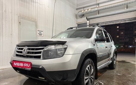 Renault Duster I рестайлинг, 2013 год, 1 050 000 рублей, 1 фотография