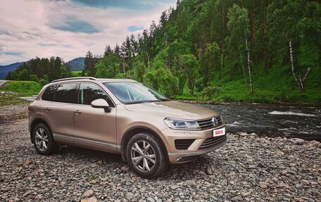 Volkswagen Touareg III, 2015 год, 3 250 000 рублей, 2 фотография