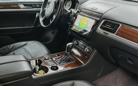 Volkswagen Touareg III, 2015 год, 3 250 000 рублей, 6 фотография