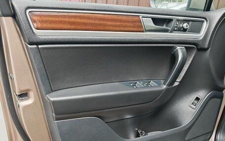 Volkswagen Touareg III, 2015 год, 3 250 000 рублей, 9 фотография