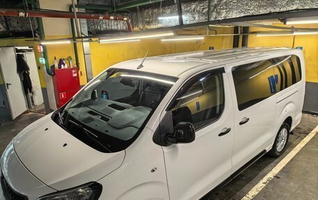 Peugeot Traveller I, 2019 год, 3 050 000 рублей, 2 фотография