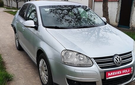 Volkswagen Jetta VI, 2008 год, 270 000 рублей, 2 фотография
