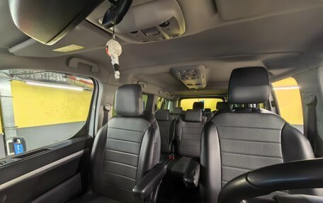 Peugeot Traveller I, 2019 год, 3 050 000 рублей, 15 фотография