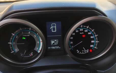 Toyota Land Cruiser Prado 150 рестайлинг 2, 2011 год, 3 350 000 рублей, 1 фотография