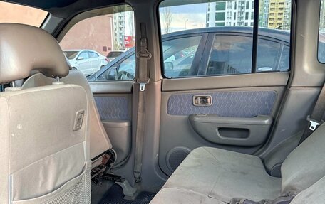 Nissan Cube II, 2001 год, 180 000 рублей, 7 фотография