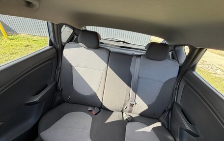 Hyundai Solaris II рестайлинг, 2011 год, 560 000 рублей, 6 фотография