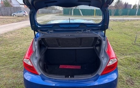 Hyundai Solaris II рестайлинг, 2011 год, 560 000 рублей, 13 фотография